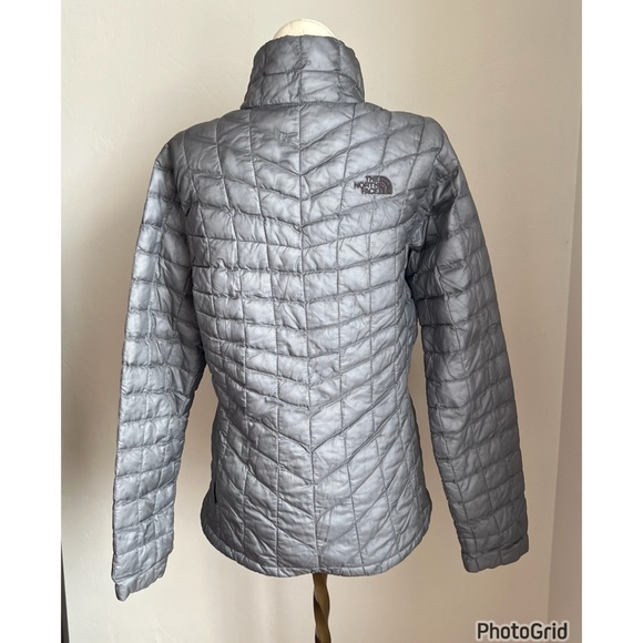 Northface Women's ThermoBall Full Zip Grey Jacket Small - Picture 3 of 4